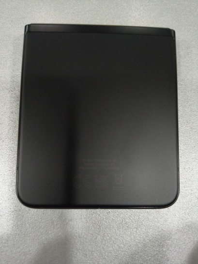 Samsung Galaxy Z Flip3 5G (8GB/128GB) Phantom Black