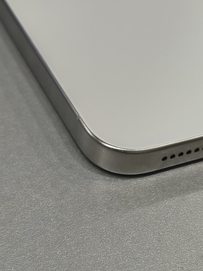 Apple iPhone 15 Pro Max 5G 256GB White Titanium used