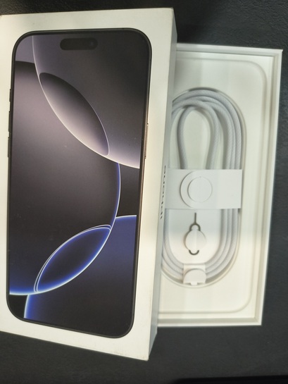 Apple Iphone 16 Pro Max 256GB Black Titanium used