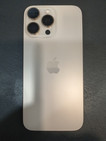 Apple Iphone 16 Pro Max  256GB Desert Titanium used