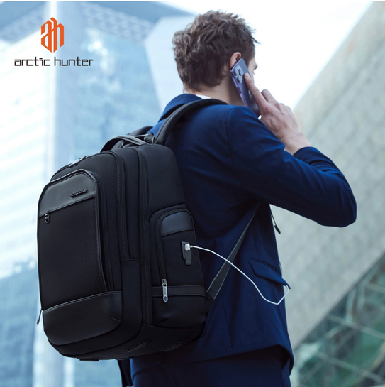 ARCTIC HUNTER τσάντα πλάτης B00683 με θήκη laptop 15.6", USB, 20.5L, μαύρη