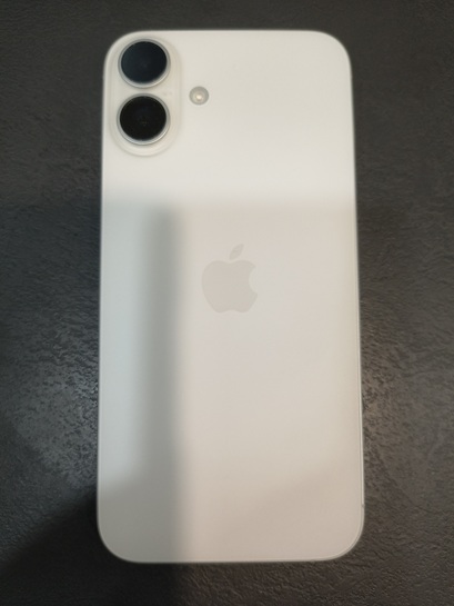 Apple iphone 16+ 128GB White used 